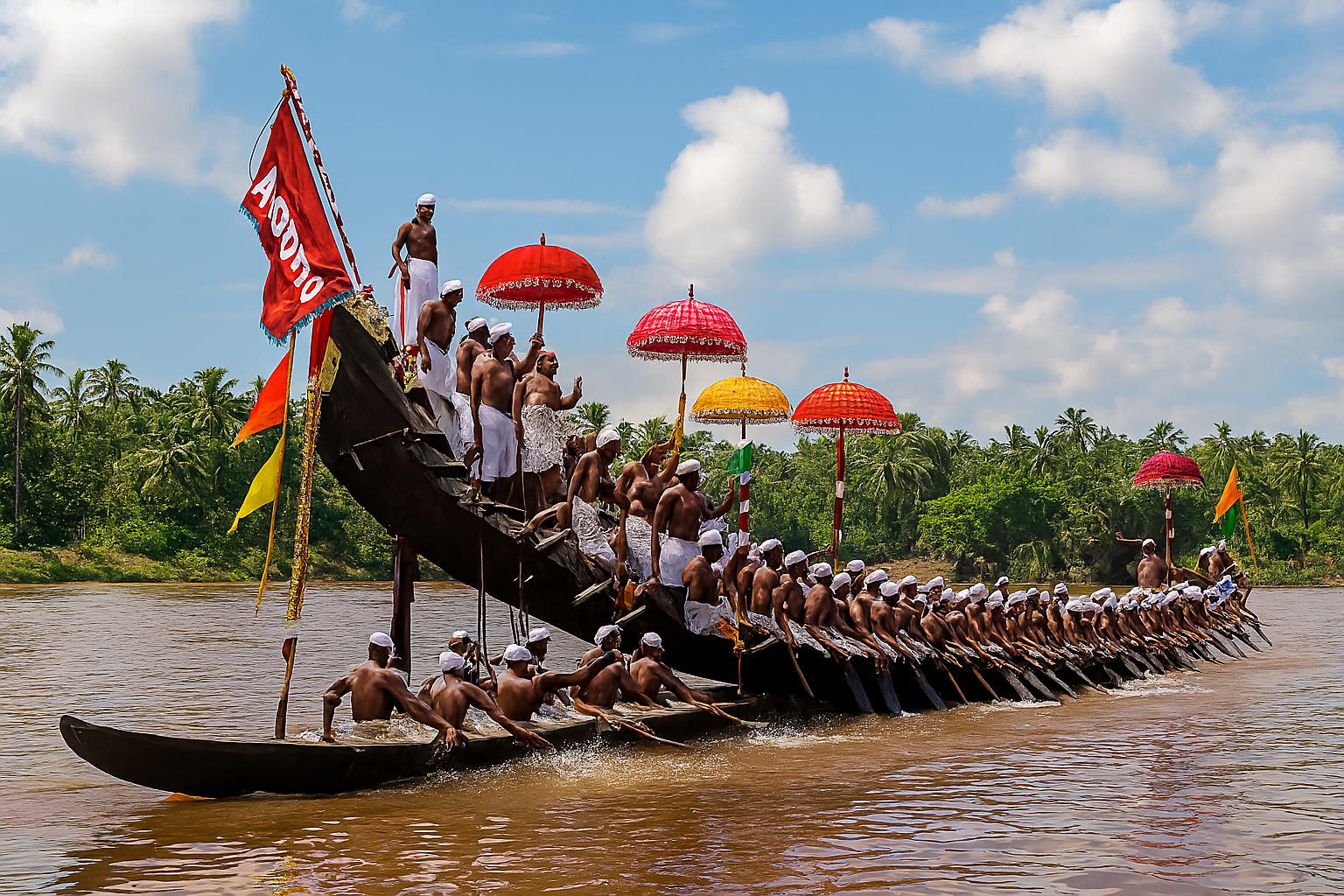 Aranmula Snake Boat